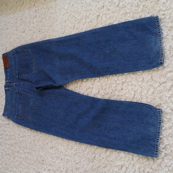 Tommy Bahama Classic Jeans. - Picture 4 of 9